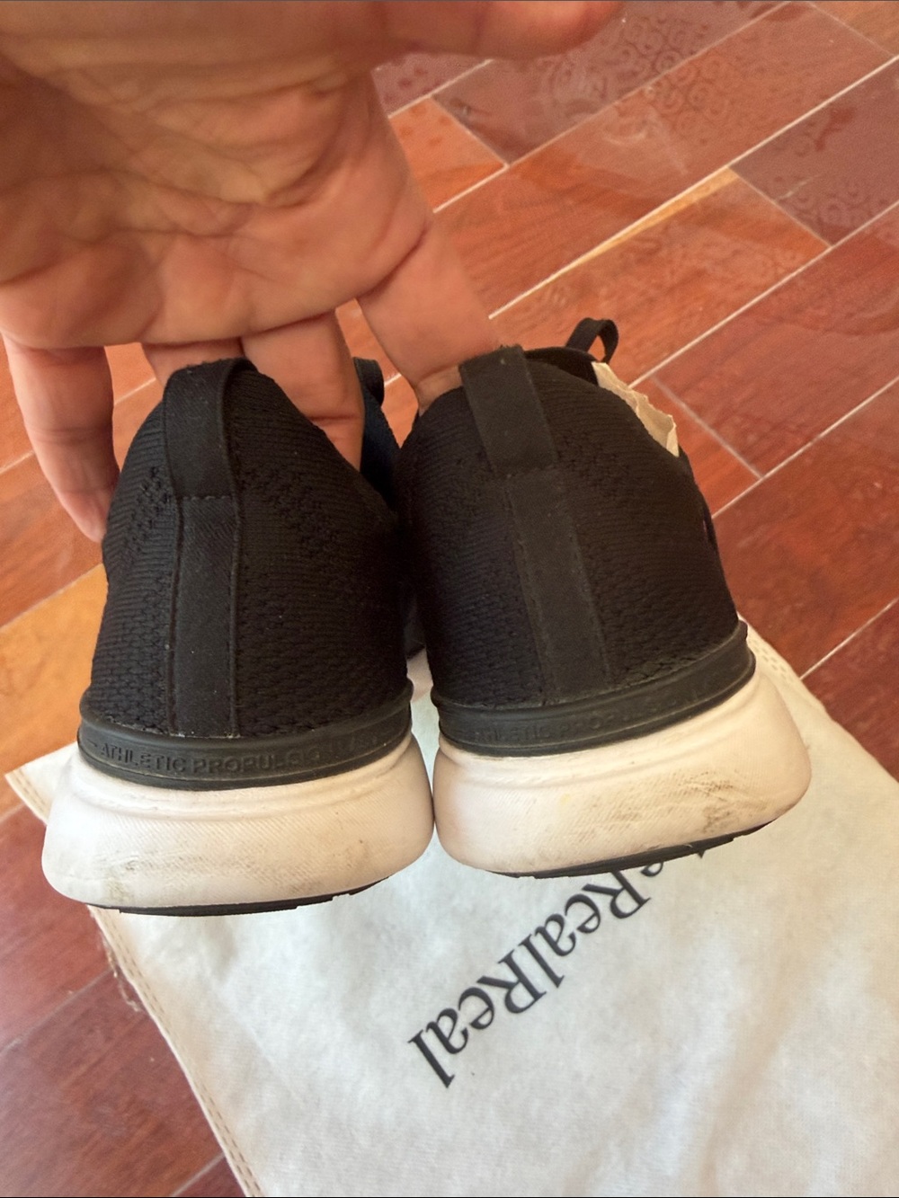 APL sneakers Techloom Breeze size 9 - Picture 2 of 7